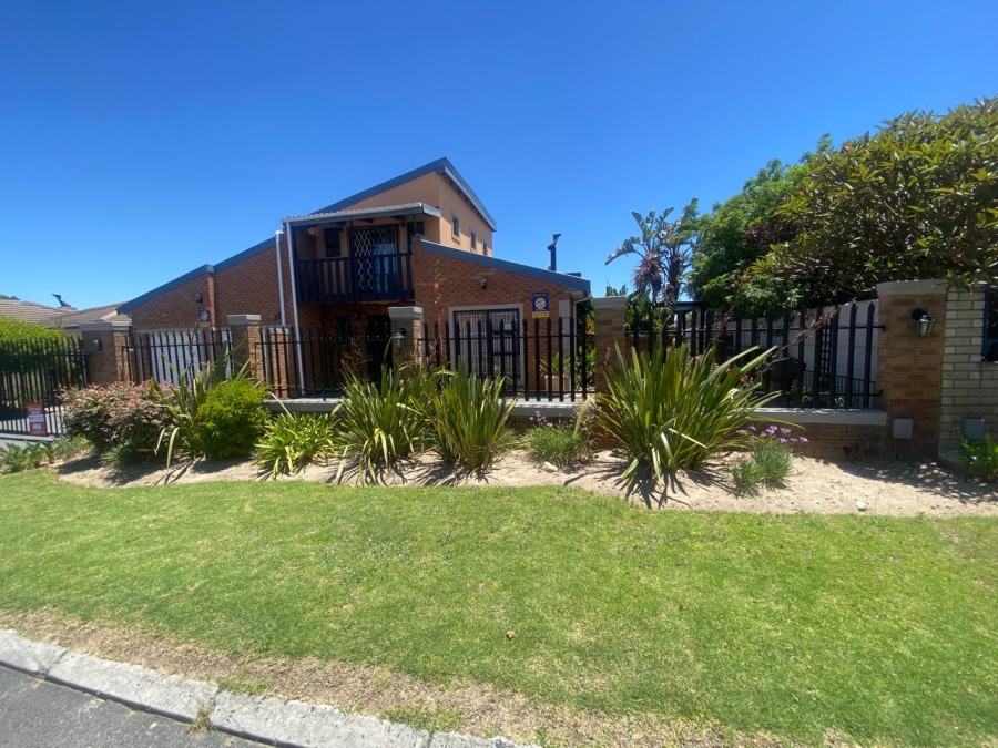 3 Bedroom Property for Sale in Soneike Western Cape